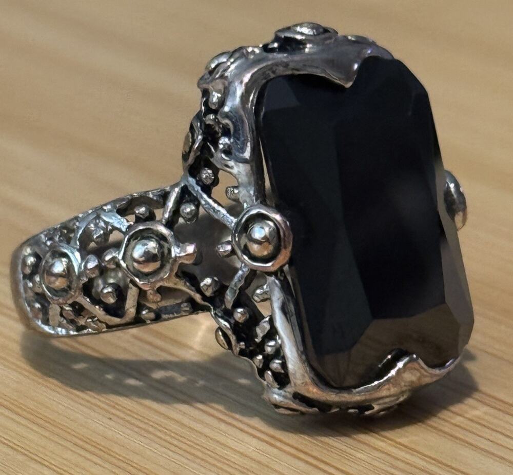 Vintage 18K GE Black Faceted Stone Cocktail Ring Gothic Victorian Revival Sz 8.5